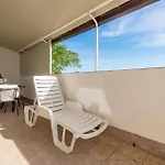 Appartement 2 Bedroom Cozy In Vir