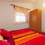2 Bedroom Cozy In *