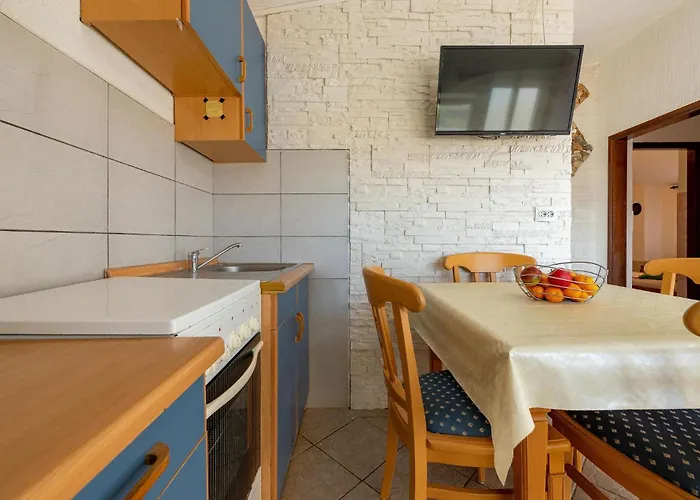 In With Kitchen Apartament