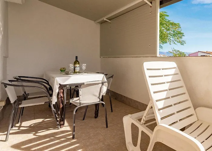 In With Kitchen Apartament