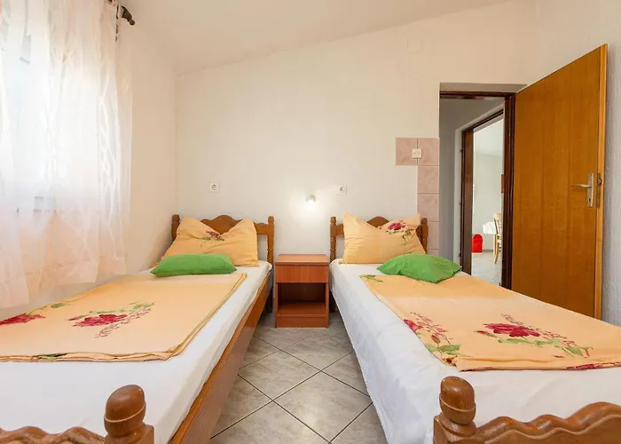 In With Kitchen Apartament Vir