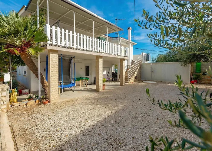 Apartament In With Kitchen *